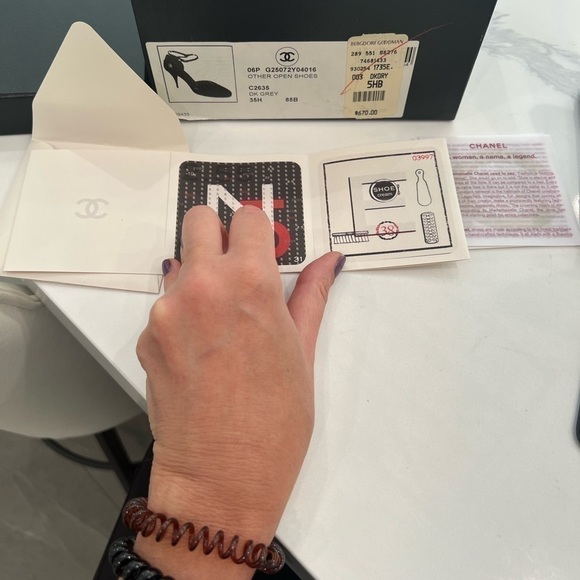 CHANEL DARK GREY METALLIC & patent leather ankle strap heels pearl CC 06P 35.5 - Picture 7 of 13